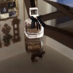 Elegant Miniature Yves Saint Laurent Eau de Parfum